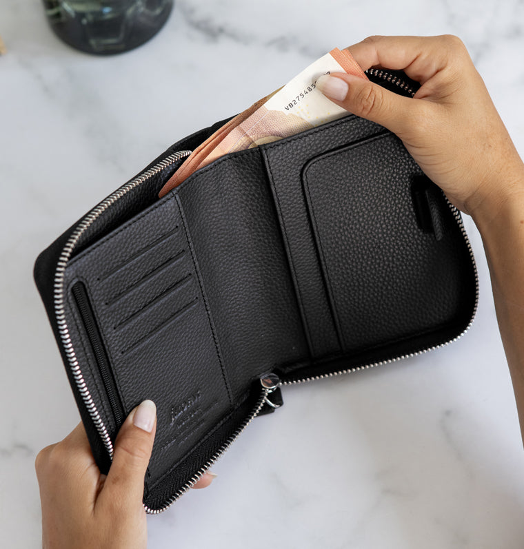 Norfolk Pocket Compact Zip Organiser Black