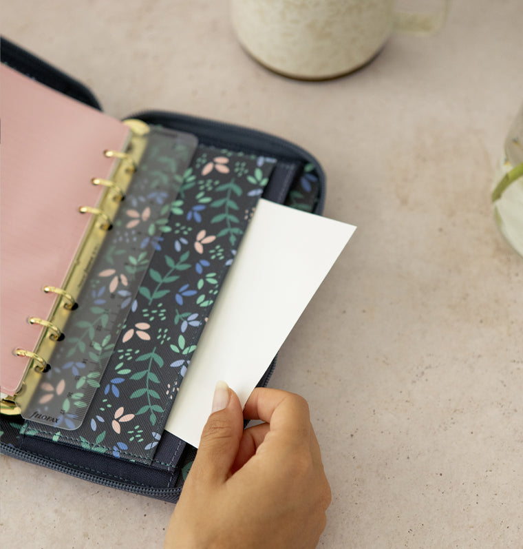 Garden Personal Compact Zip Organiser