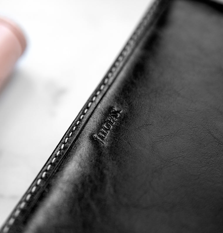Filofax Malden Personal Compact Zip Leather Organiser in Black - Detail